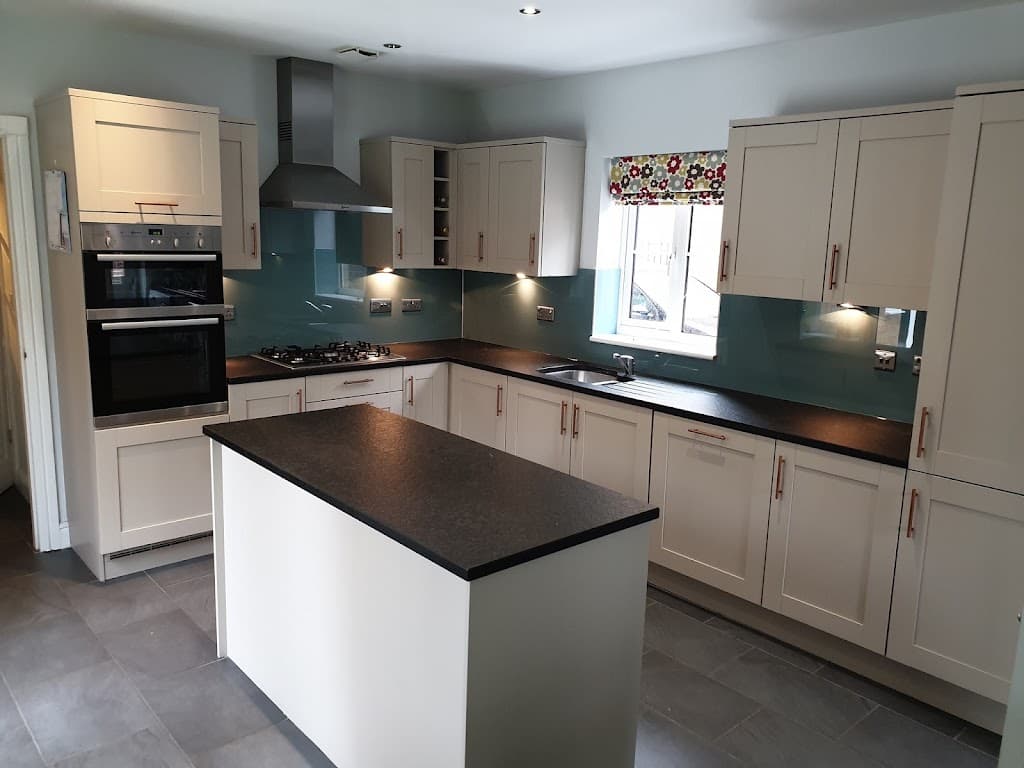 Pete Bird Kitchens & Bathrooms