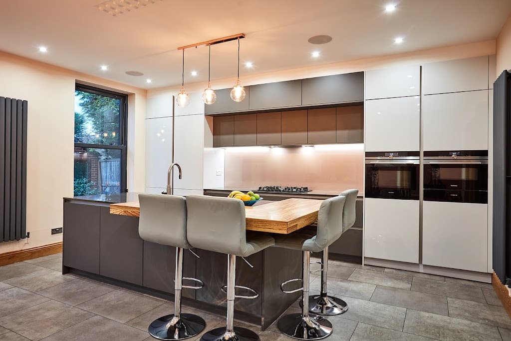 Arlington Interiors: Kitchen showroom - Farsley, Leeds