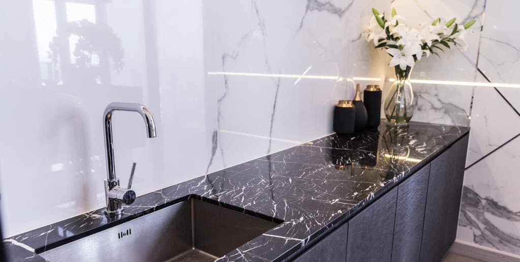 Quartz Worktops London (UK) - QuartzMatik