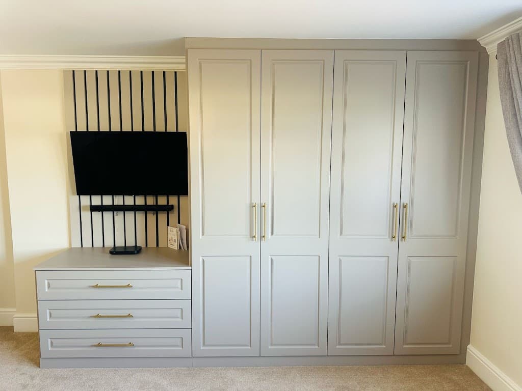 Best Fitted Wardrobe