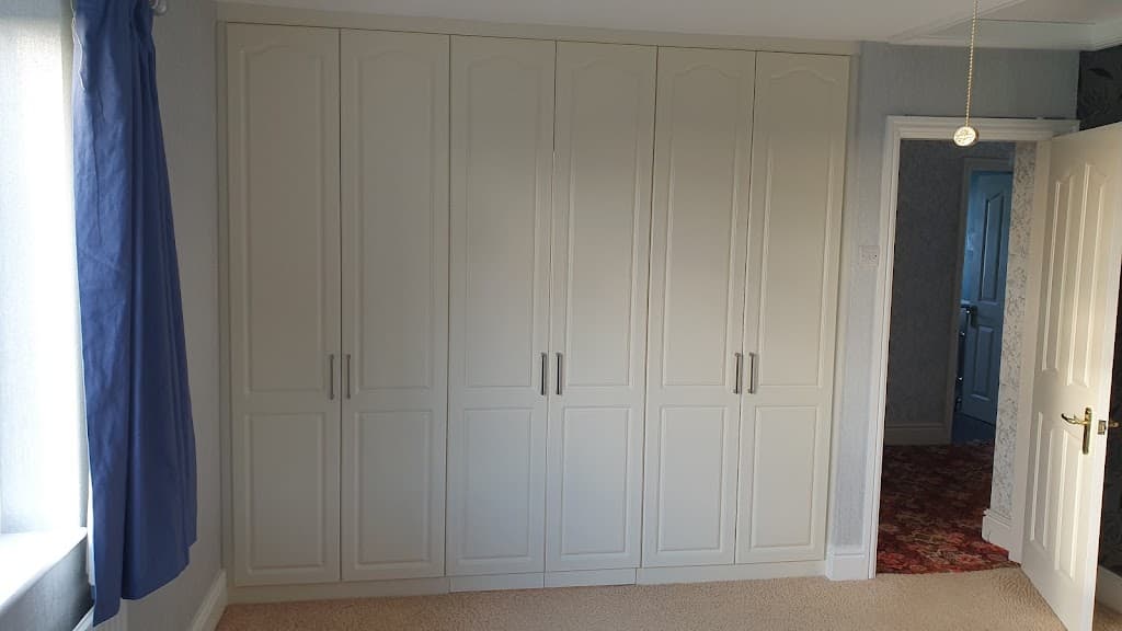 RM Joinery Kitchens And Bedrooms Ltd