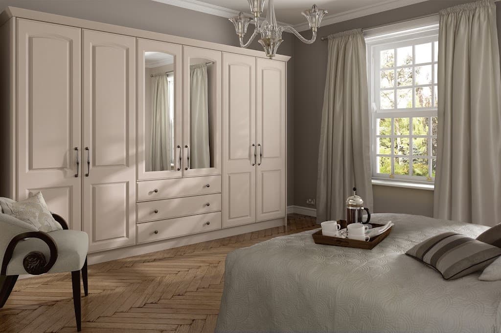 Stylish Bedrooms (Fitted Bedrooms & Sliding Wardrobes)