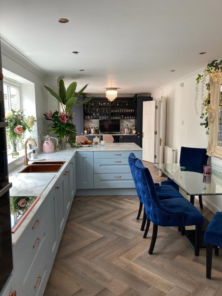 Ar kitchens bedrooms and bathrooms