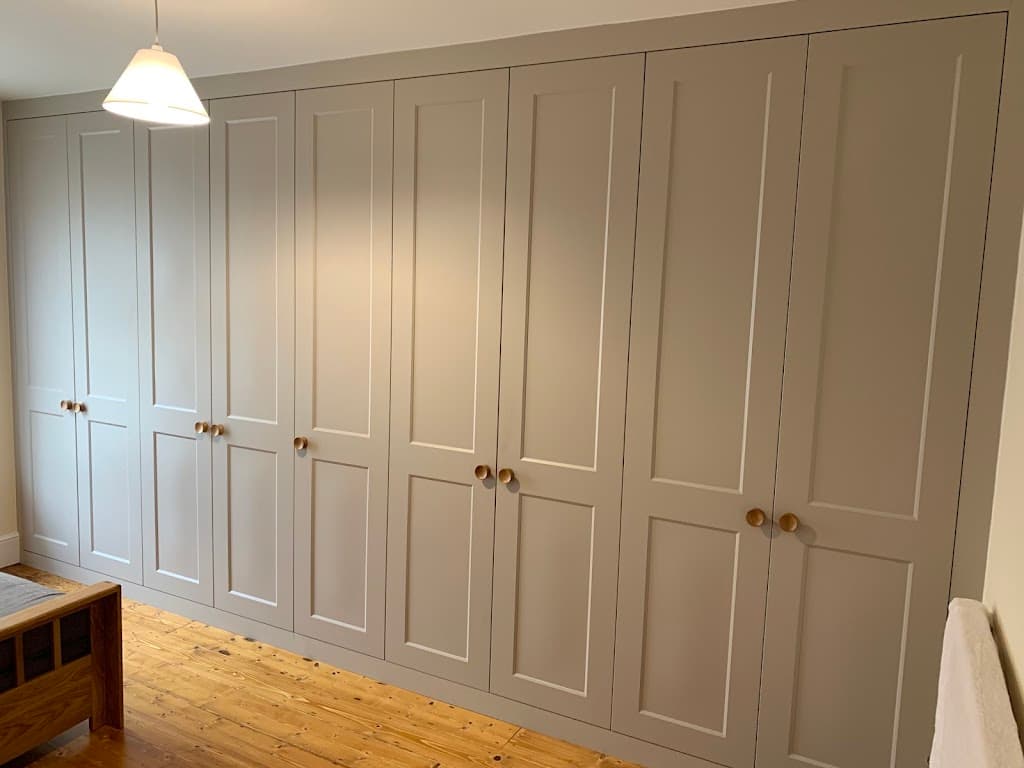 Baker Bespoke - Wardrobes & Fitted Furniture