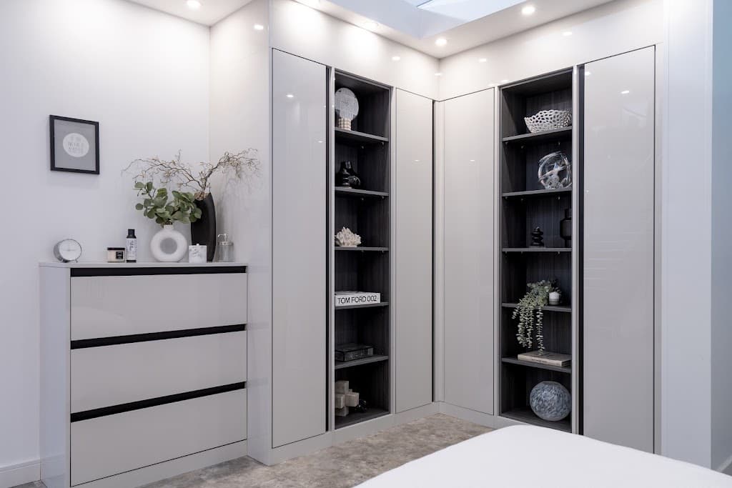 Hammonds Fitted Bedroom Furniture