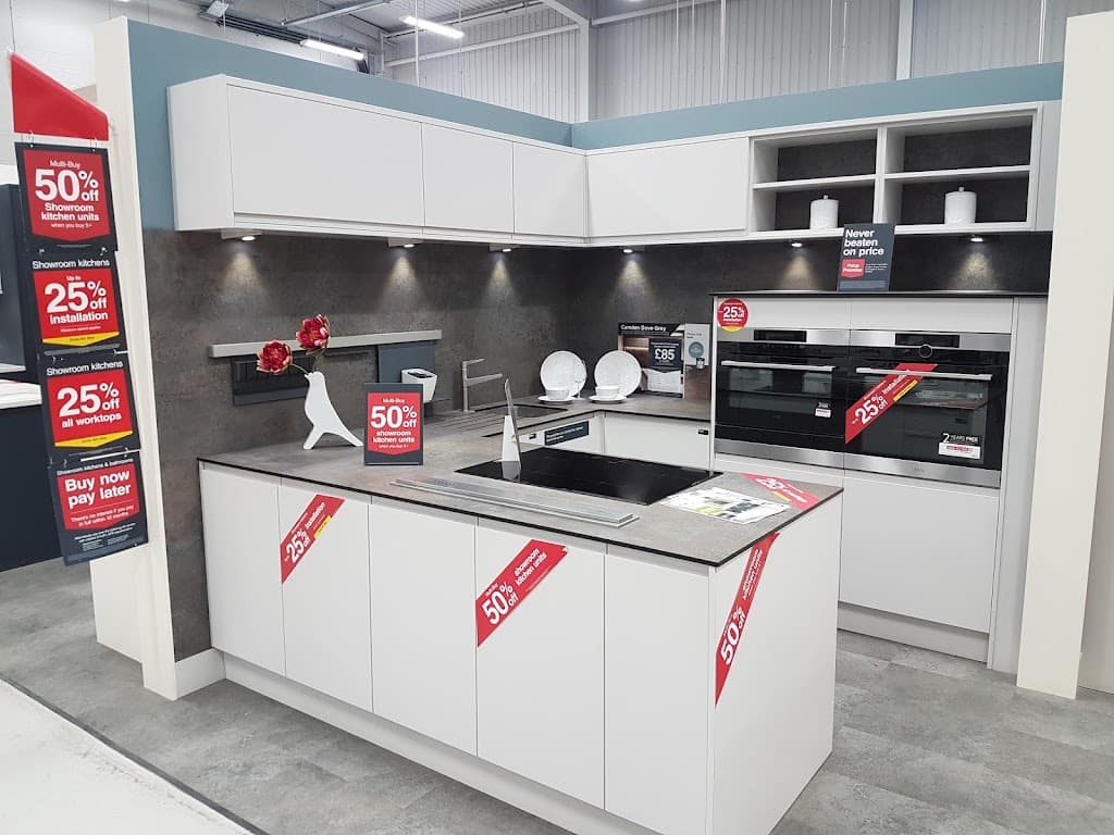 Wickes Luton