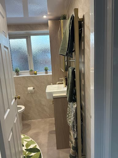 Home Direct Kitchens, Bedrooms & Bathrooms — Customer photo