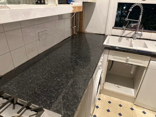 Laserline.fit, kitchen installation and worktop fitter — Customer photo