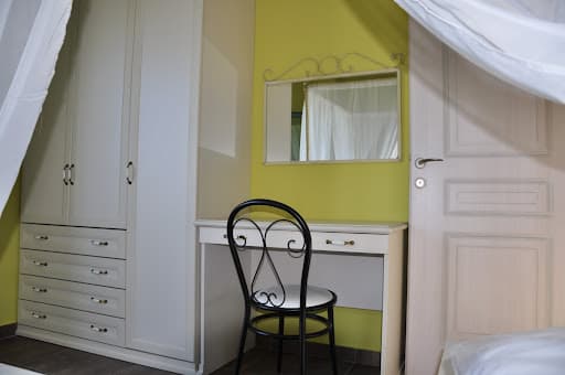 DS Home Direct | Kitchen & Bedroom Showroom Brighton — Customer photo