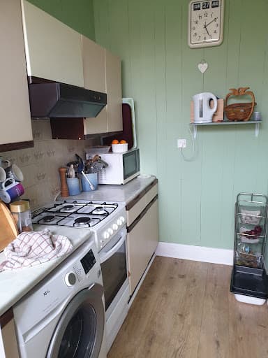 Caldaire Kitchens, Bathrooms and Bedrooms — Customer photo