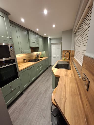 Home Direct Kitchens, Bedrooms & Bathrooms — Customer photo