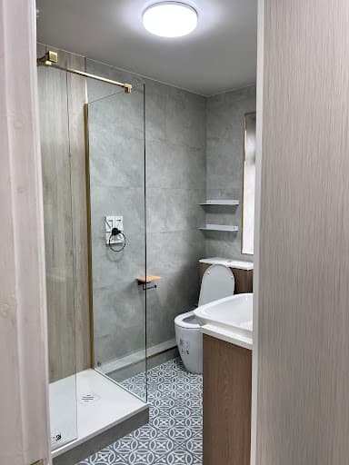 AE Bathrooms and Kitchens Fitters Ltd — Customer photo