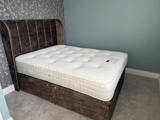 Somerset Beds & Bedrooms (Swindon) — Customer photo