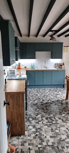 DH Services Kitchen Fitters Bristol — Customer photo