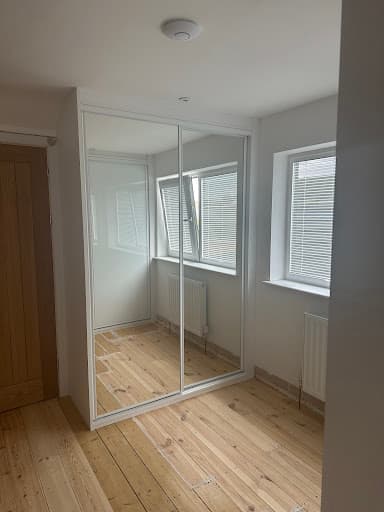 SP Mirror Wardrobes Ltd | Sliding Wardrobe Specialists — Customer photo