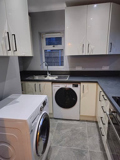 Caldaire Kitchens, Bathrooms and Bedrooms — Customer photo