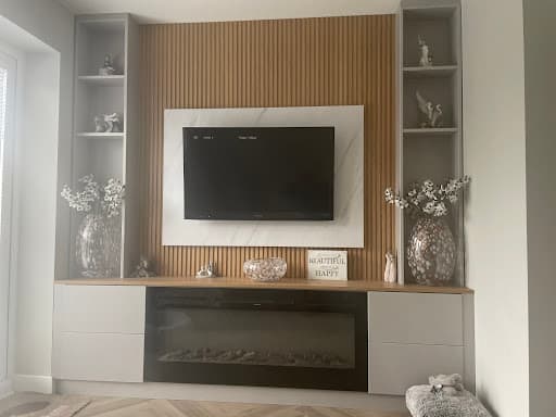 Hammonds Fitted Wardrobes, Sliding Wardrobes and Home Office Furniture — Customer photo