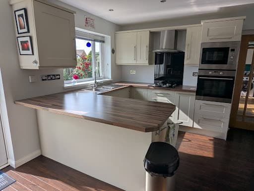 Reface — Customer photo